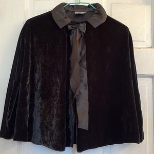 Kid Fashion black velvet cape in size 10